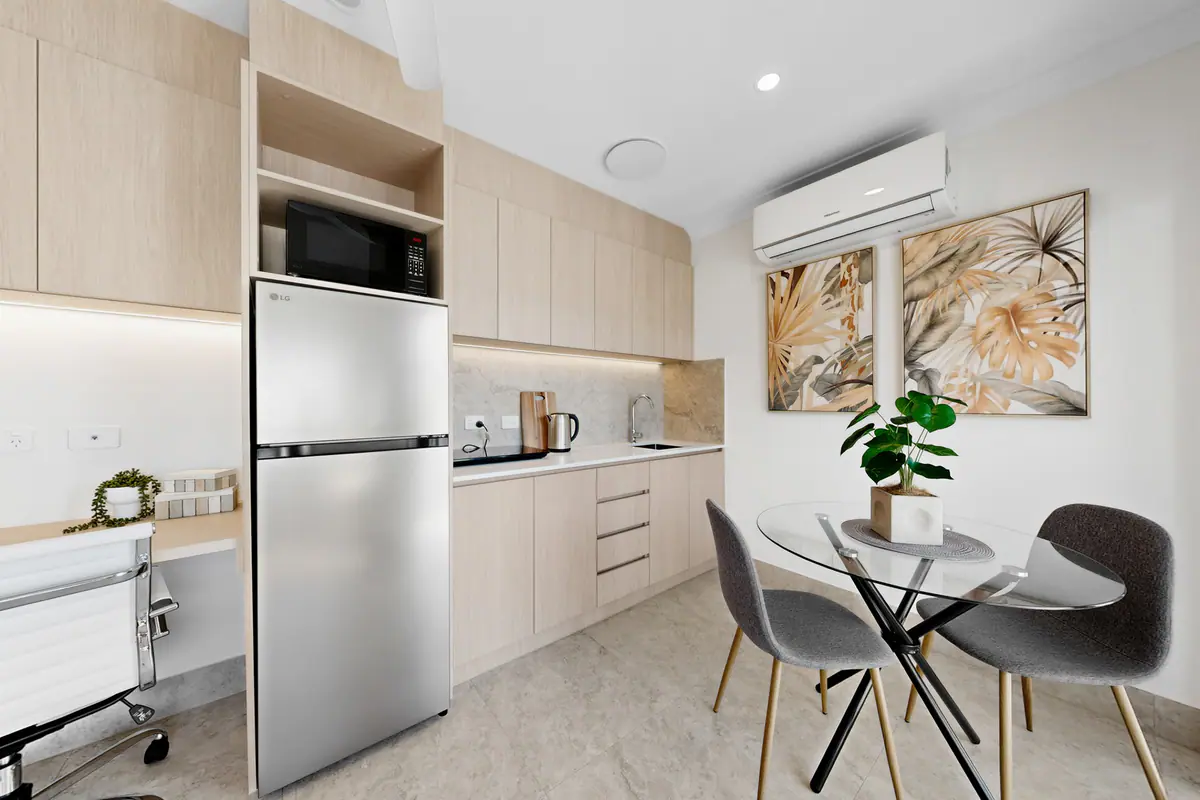 Kitchenette and dining
